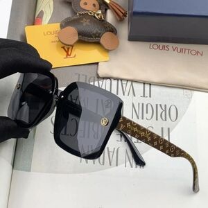 <AUTHENTIC>Louis Vuitton Signature Black Shades